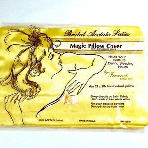 Pillow Case VTG Magic Pillow Cover Standard 21 x 28 Yellow